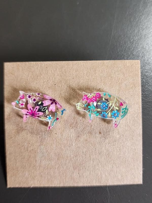 Clear Floral Pig Earring