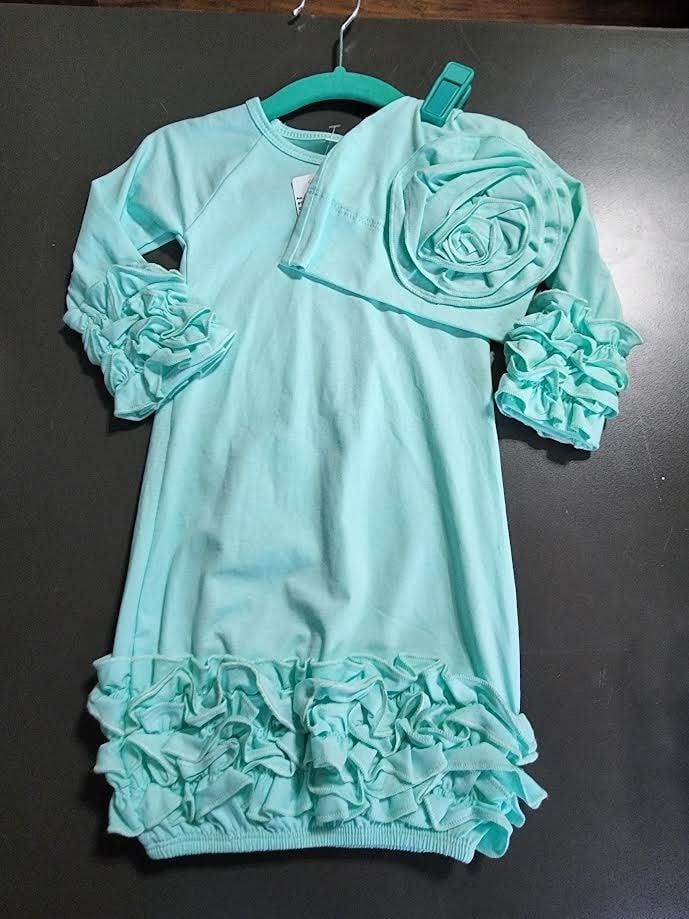 Infant Gown with Matching hat, Color: Ruffle Mint