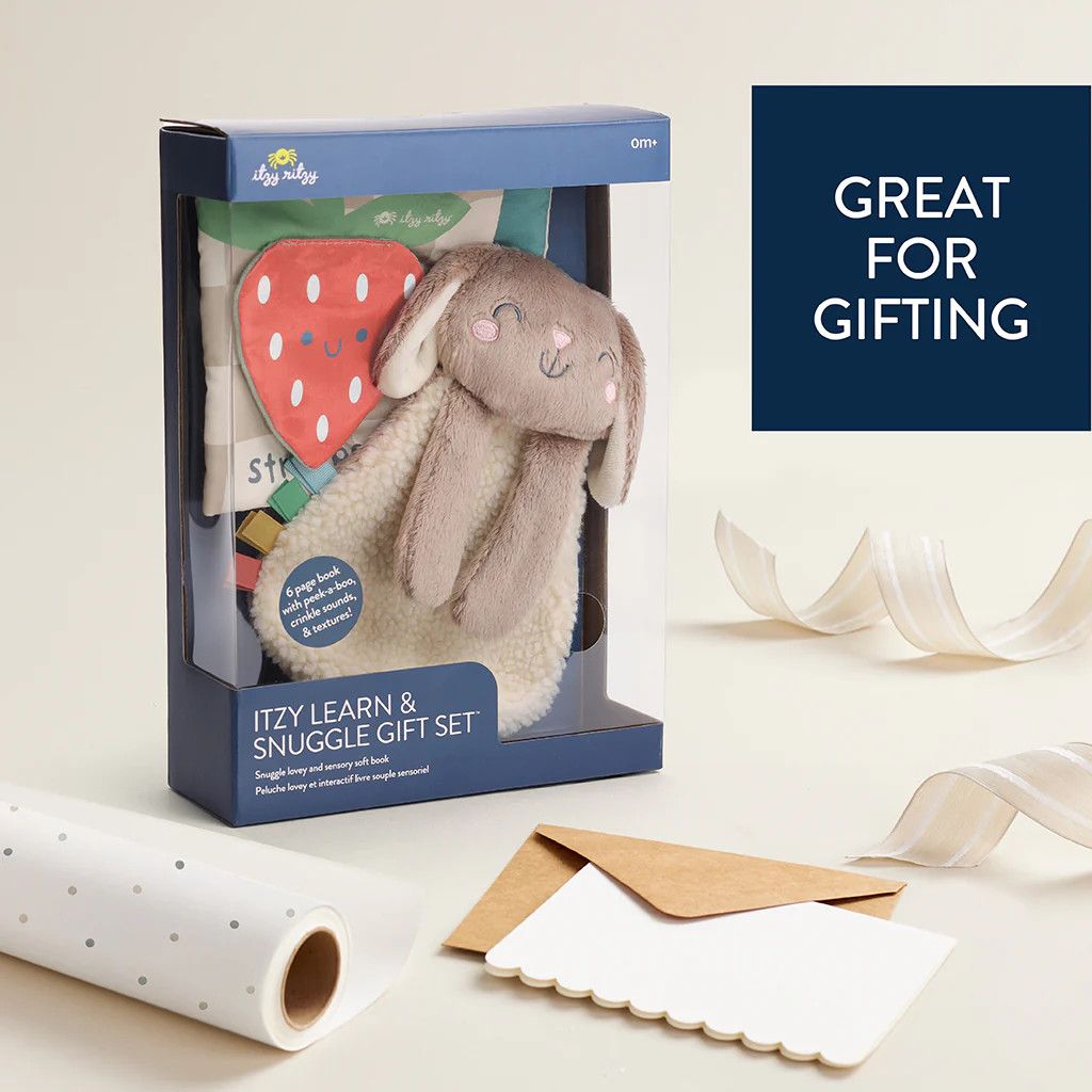 Itzy Ritzy Learn &amp; Snuggle Gift Set™