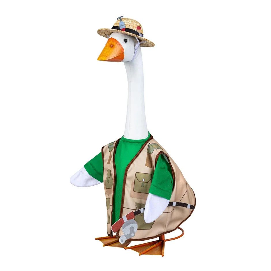Giddy The Goose Outfit, Go Fishing