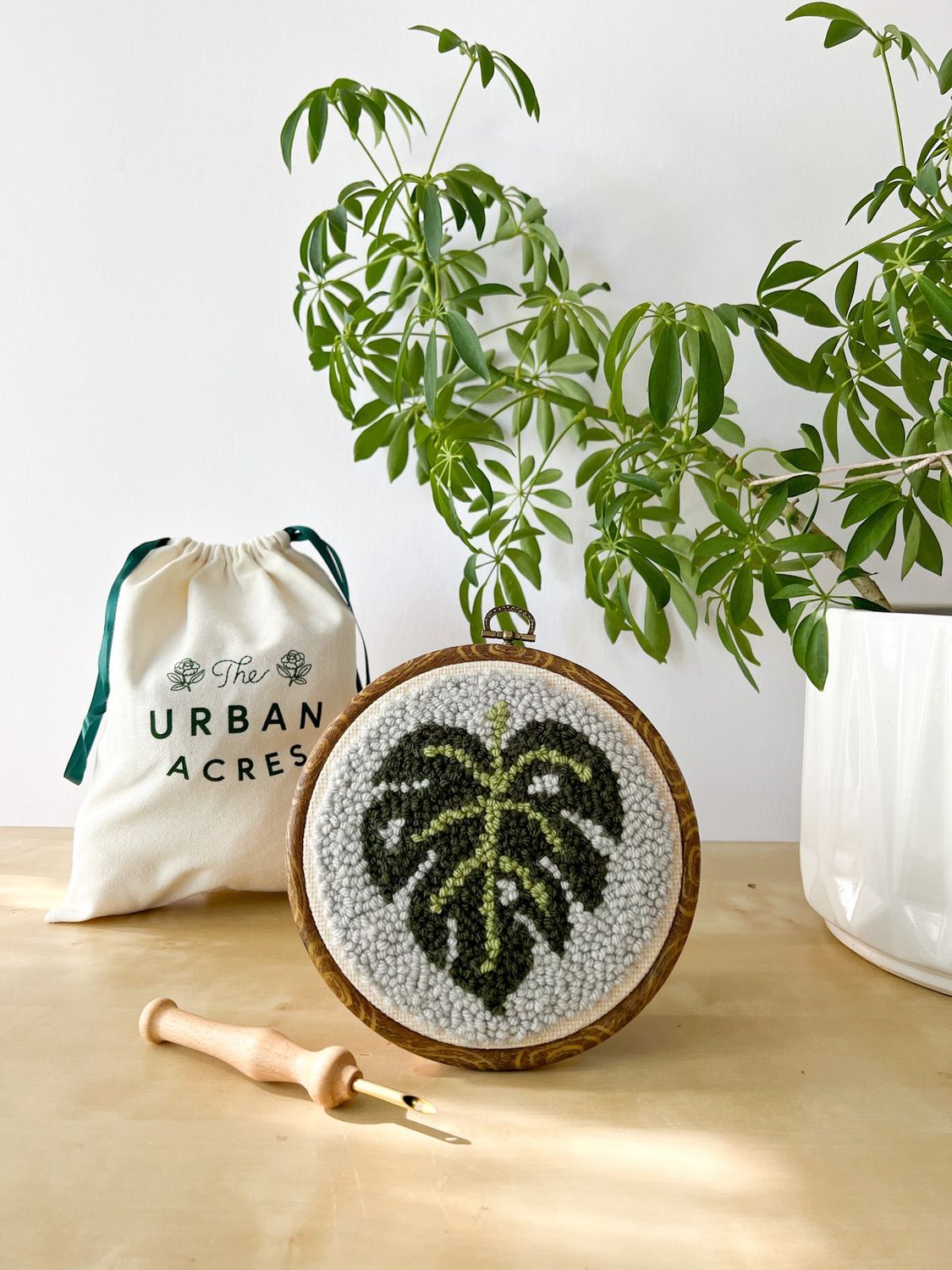 Classic Monstera Punch Needle Box Kit