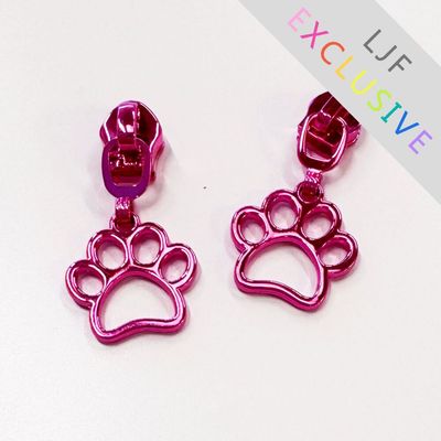 Pink Paw Print Zipper Pulls
