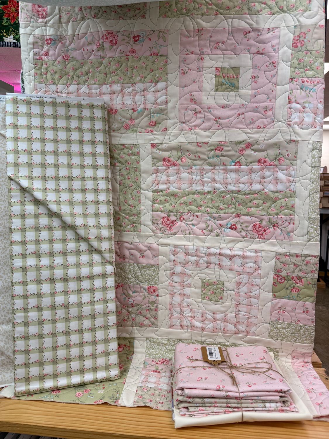 Abide Avenue Quilt Kit 41 x 53"