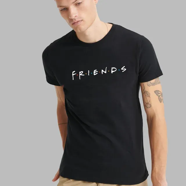 men&#39;s black T-shirt