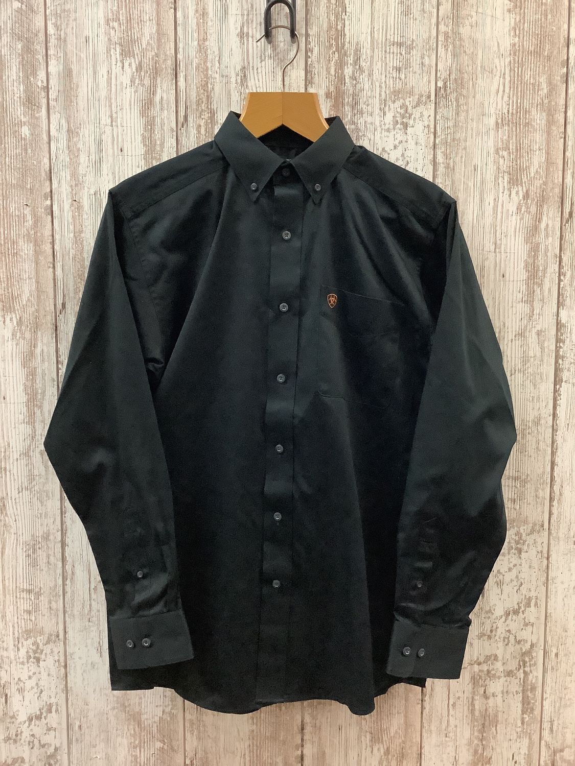 Ariat Solid Twill Classic Fit LS Button Down