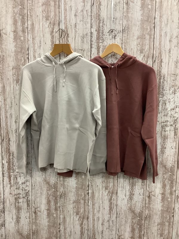 WL Hooded Sweater with Side Slits
