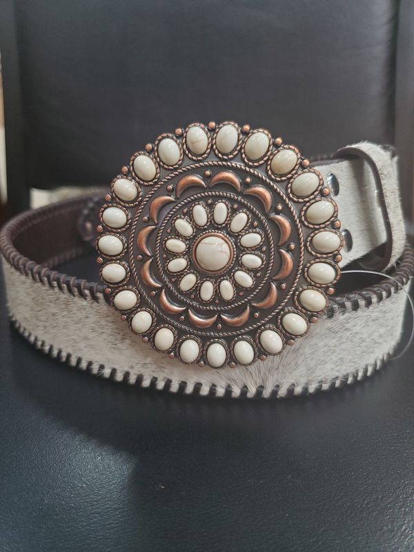 Nocona Women&#39;s Hair on Hide Belt