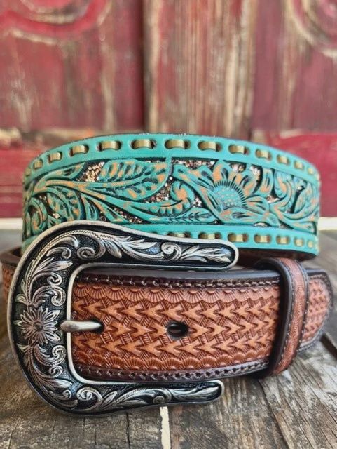 Nocona Women’s Glitter Turquoise Tooled Belt