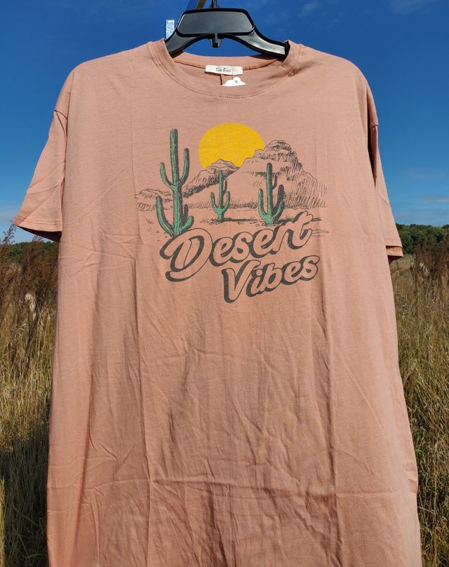 Women's "Desert" Graphic Tee