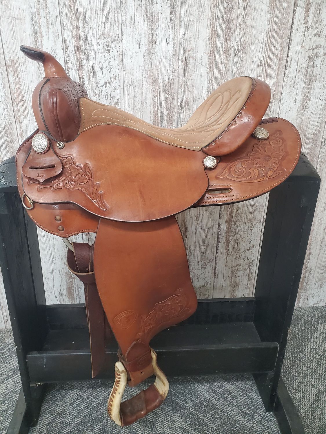 15&quot; Reg Used Herford Saddle