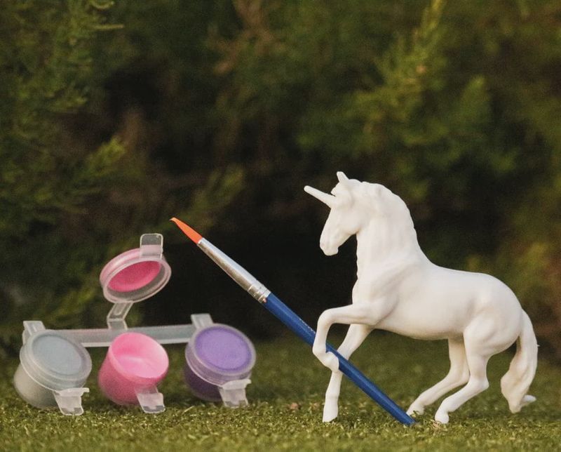Unicorn Paint &amp; Play