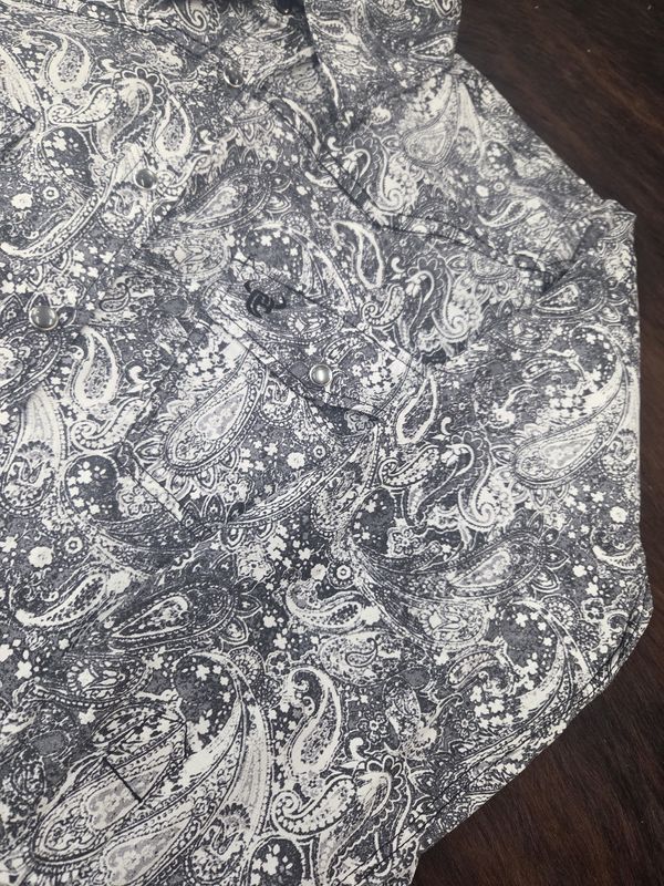 Charcoal Paisley