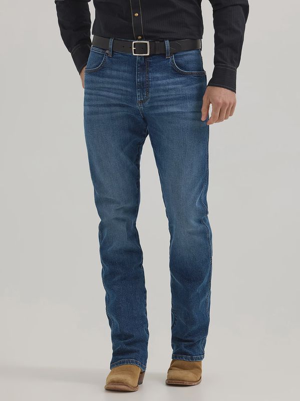 Wrangler Retro Relaxed Fit Bootcut Jean