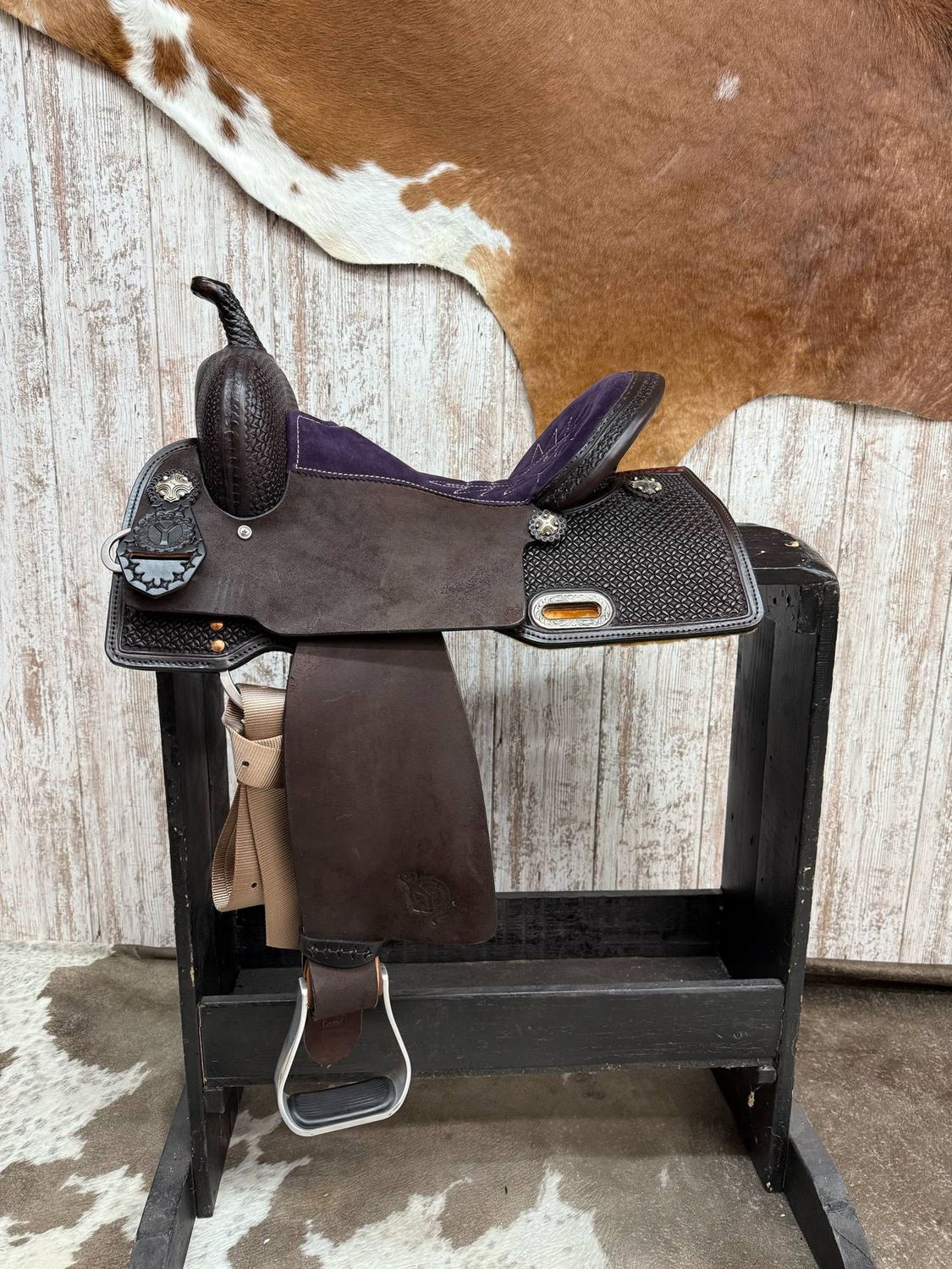 14.5&quot; Wide Fit Circle Y Chrisley Barrel Saddle