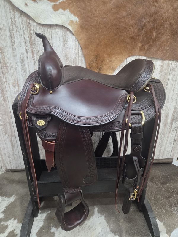 16&quot; Circle Y Flex2 Stallion Trail Saddle - Regular Fit