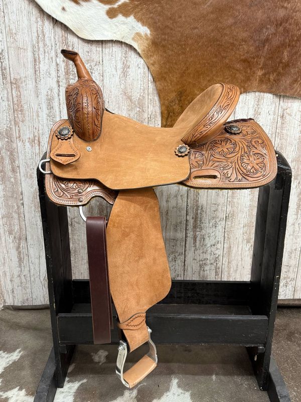 14.5&quot; Wide Natural Barrel Saddle