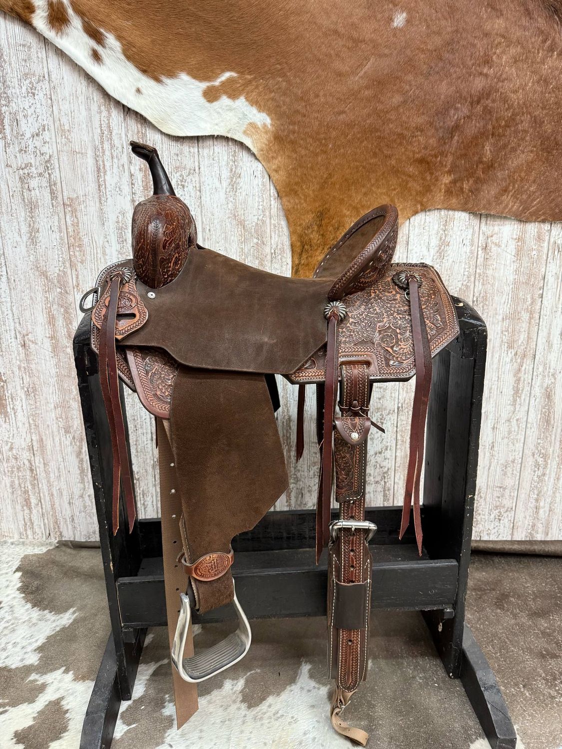 14&quot; Wide Fit Double J Pro Barrel Saddle