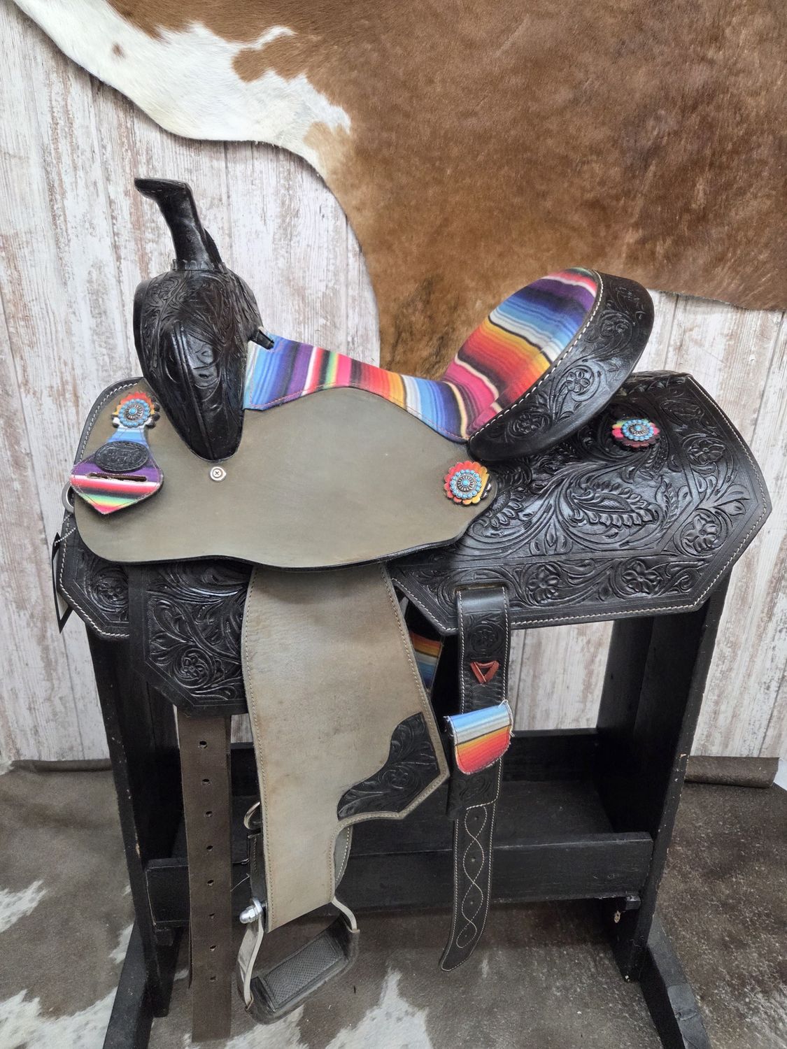 Used 14.5&quot; Reg Silver Royal Barrel Saddle