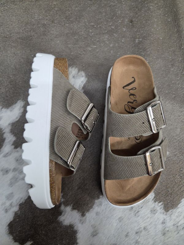 The Jazmin Sandal