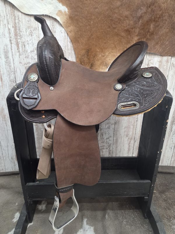 Circle Y 14&quot; Wide Fit Dakota Barrel Saddle