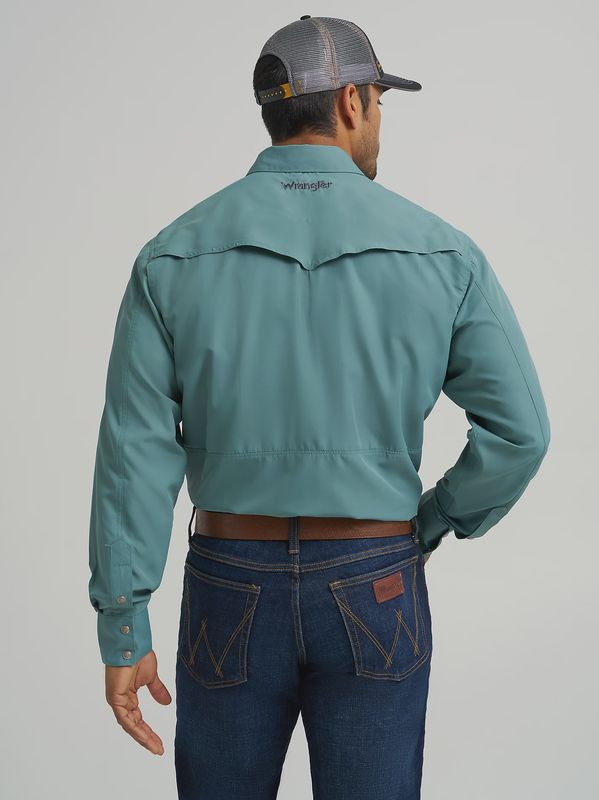 Men's Wrangler Performance Snap Long Sleeve Solid Shirt