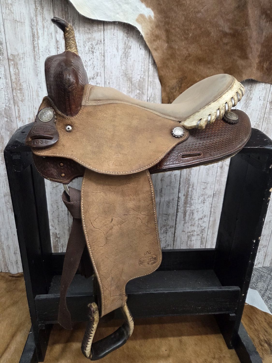 Used 15.5&quot; Reg Saddle King Barrel Saddle