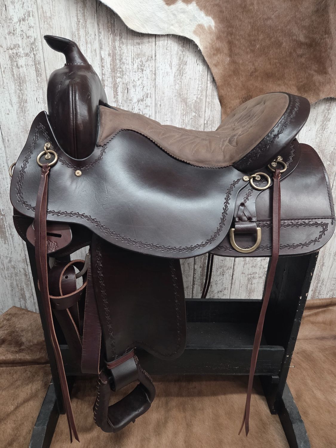 JBW Used 16.5&quot; Wide Tucker Northwest Trail Saddle