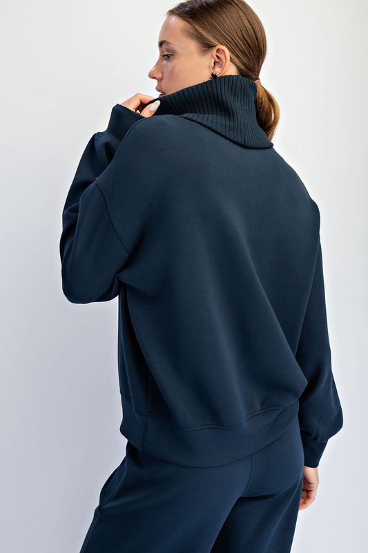Nomad Luxe V-Turtleneck