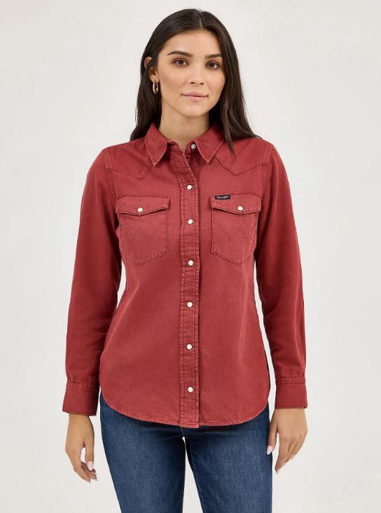 Women&#39;s Wrangler Colorwash Slim Western Snap Shirt