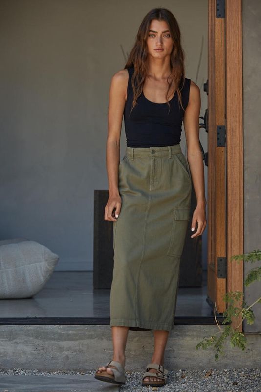 Double Layered Full Length Tank