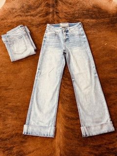 High Rise - Ankle Wide - Cuffed Jeans w/ patch Pocket Detailed Jeans