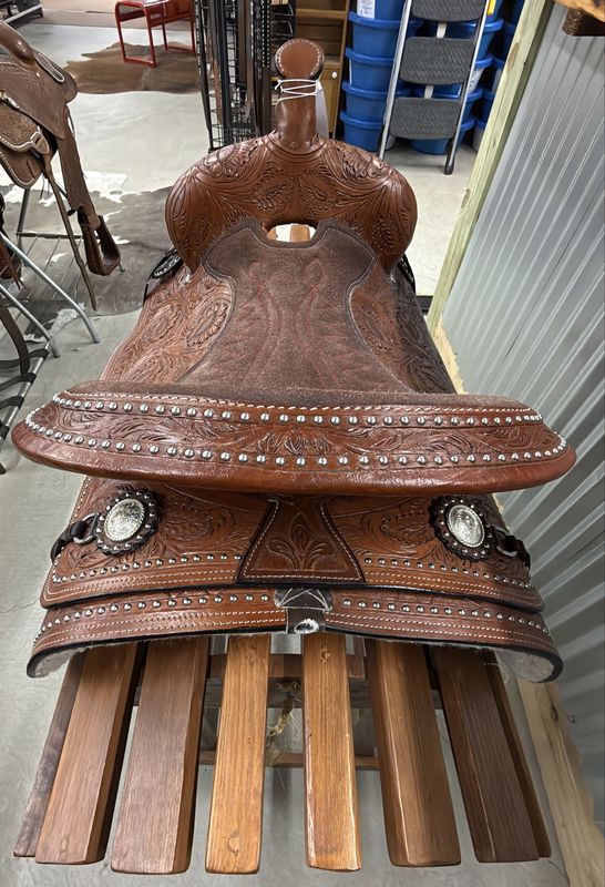 JBW Used 16.5" King Trail Saddle