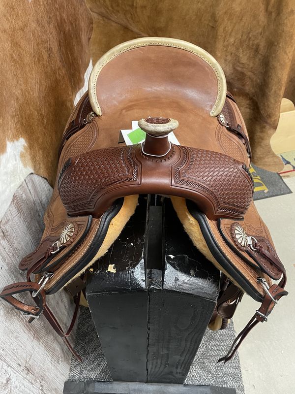 16" Circle Y Brazos Wood Trail Saddle