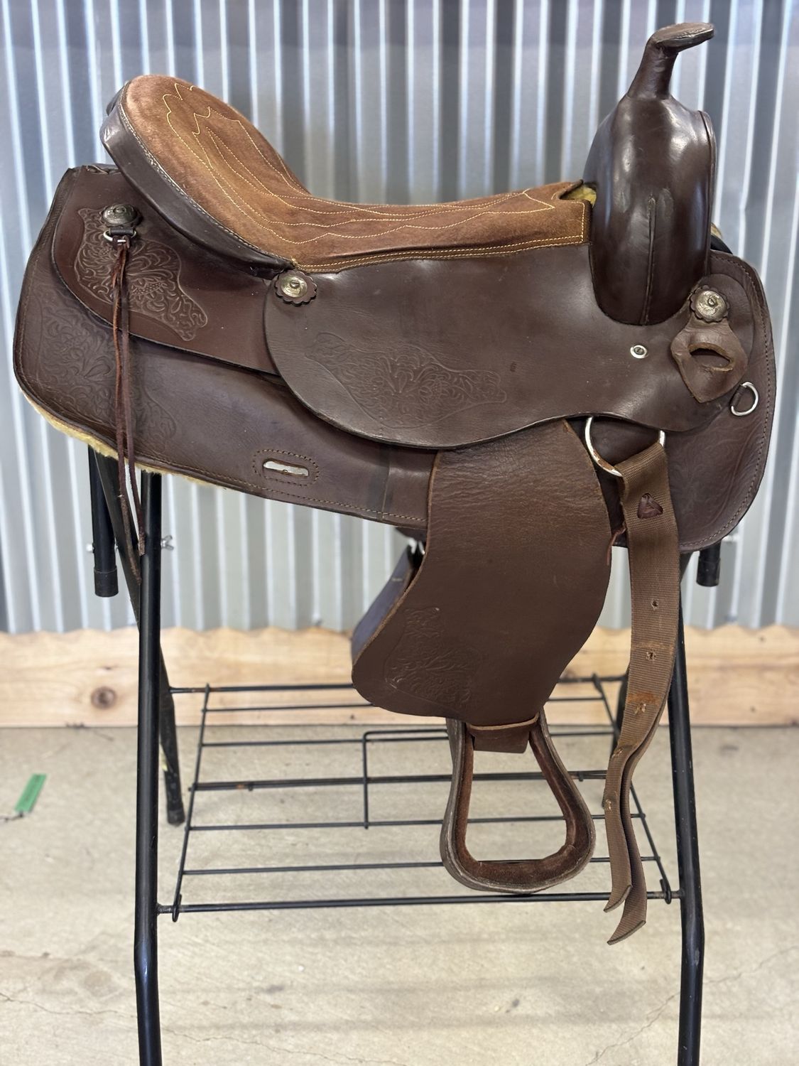 JBW Used  17" Trail Saddle