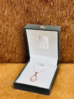 Teardrop Necklace / Rose Gold