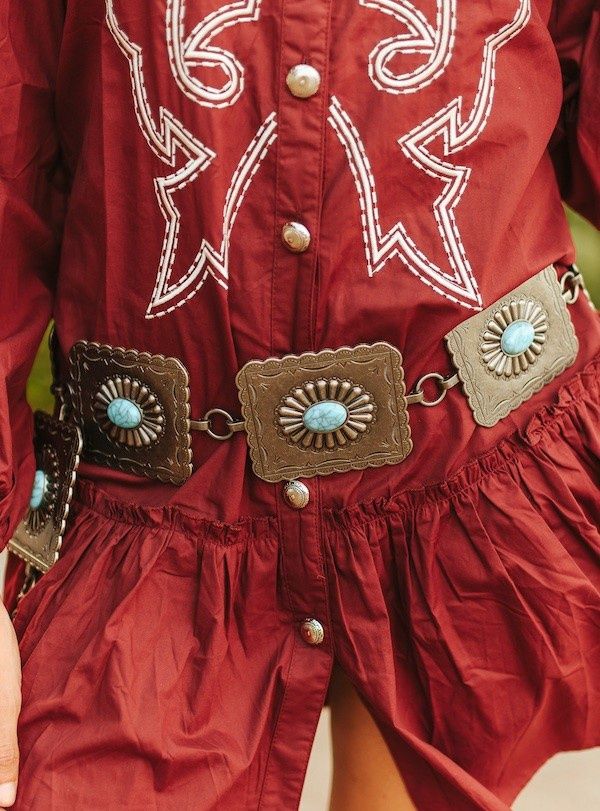The Lucy Square Concho Chain Belt