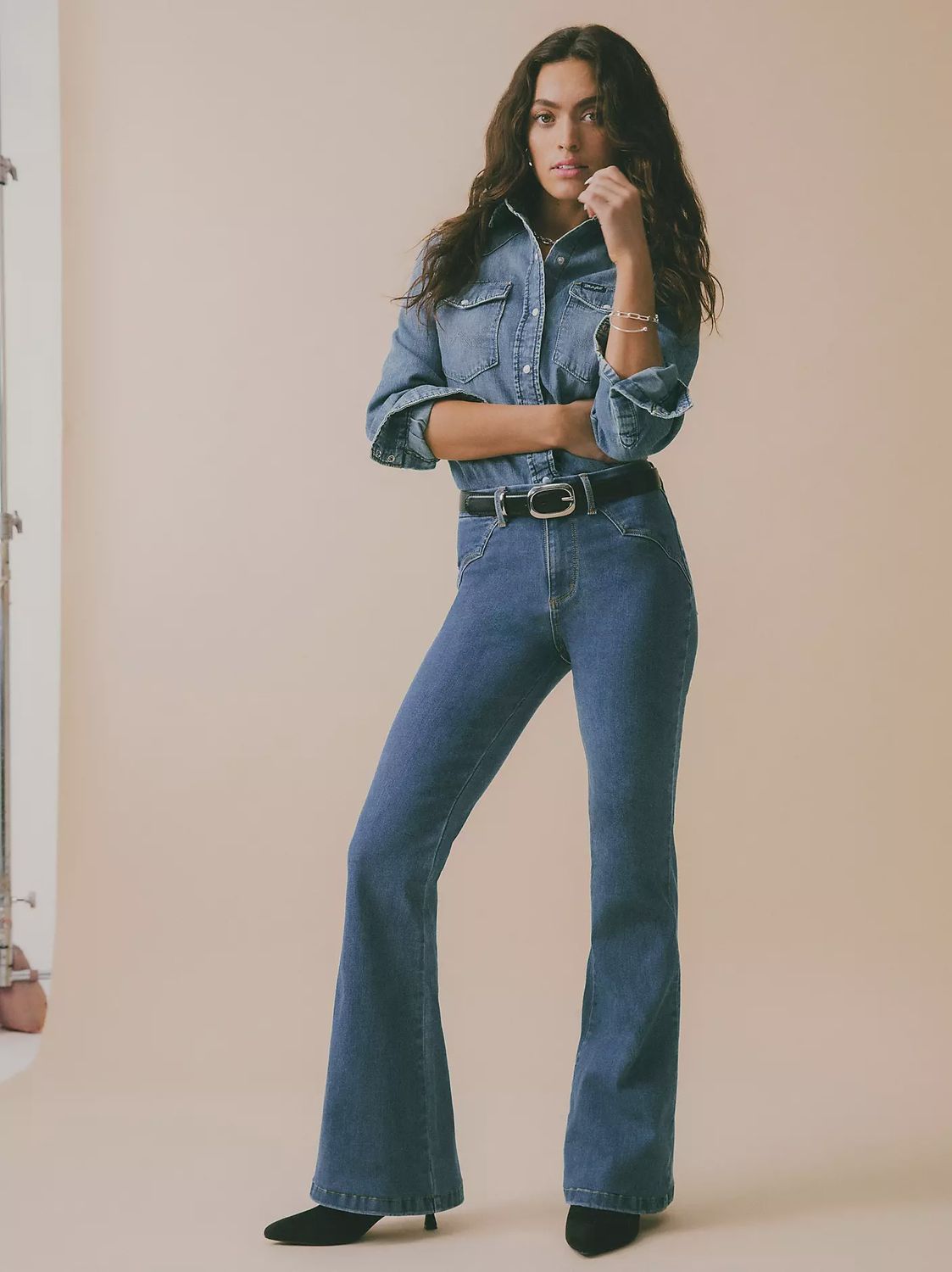Women's Wrangler BESPOKE High Rise Fashion Flare Jean