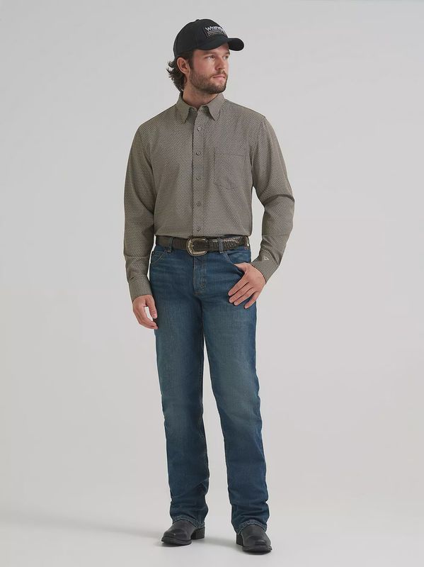 Men's Cody Johnson Performance Button Down Shirt