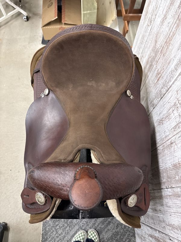 JBW Used 17" Circle Y Cordura Trail