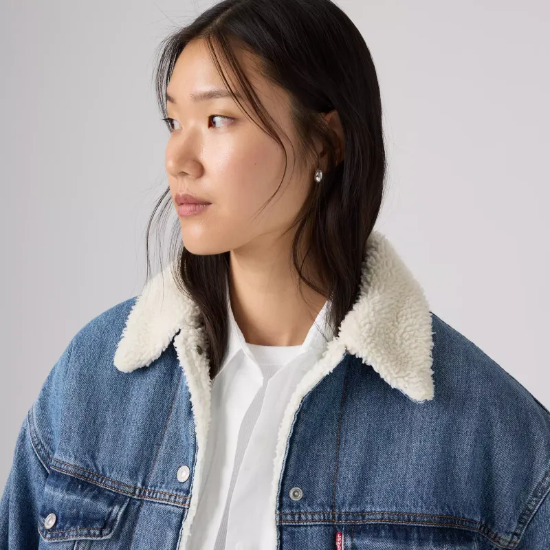 Levi 90s Sherpa Trucker Jacket