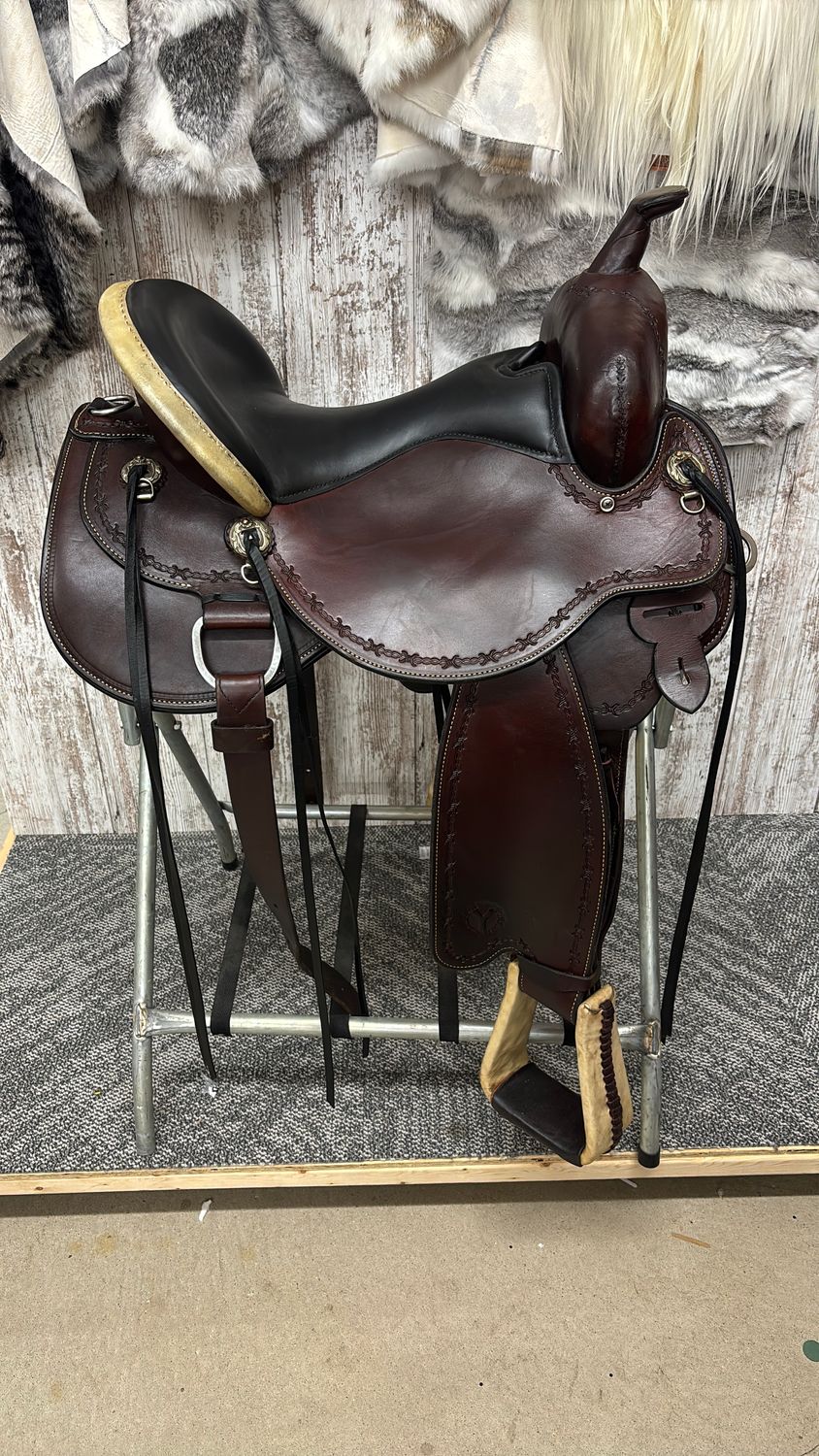 Used 15" Circle Y Trail Saddle