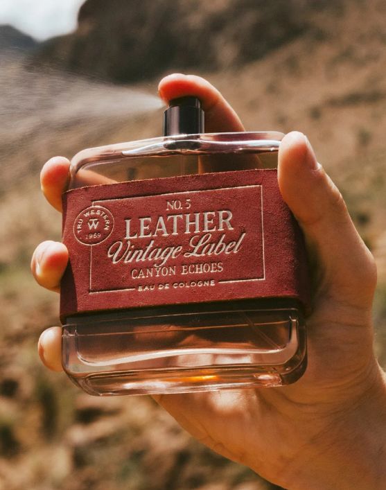 No. 5 Leather Vintage Label Canyon Echoes