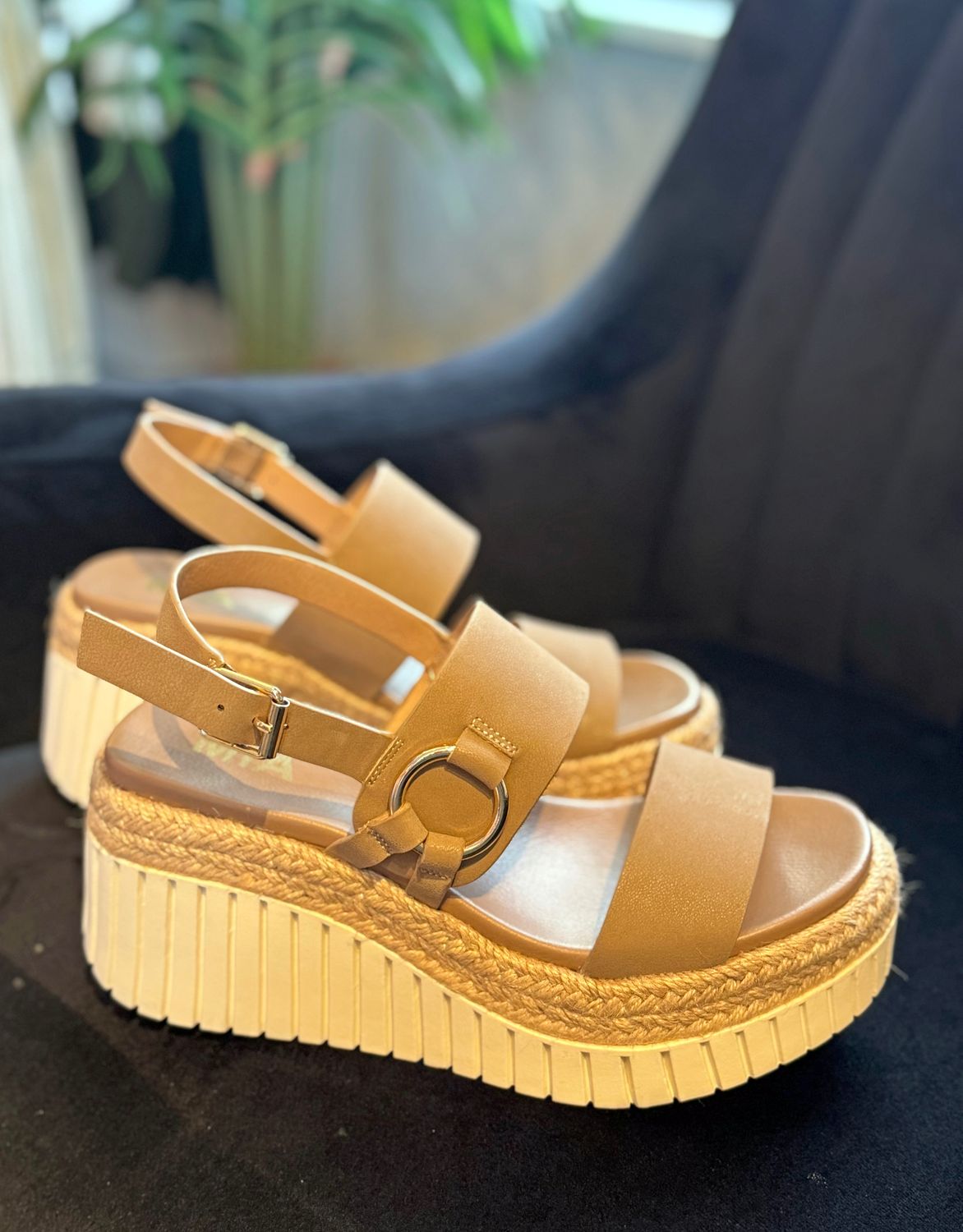 Yuna Stone Platform Wedge Sandals