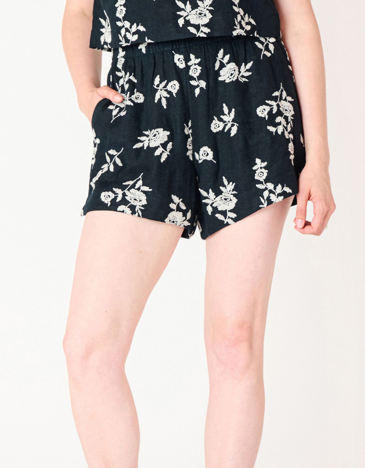 Black Floral Pull on Shorts
