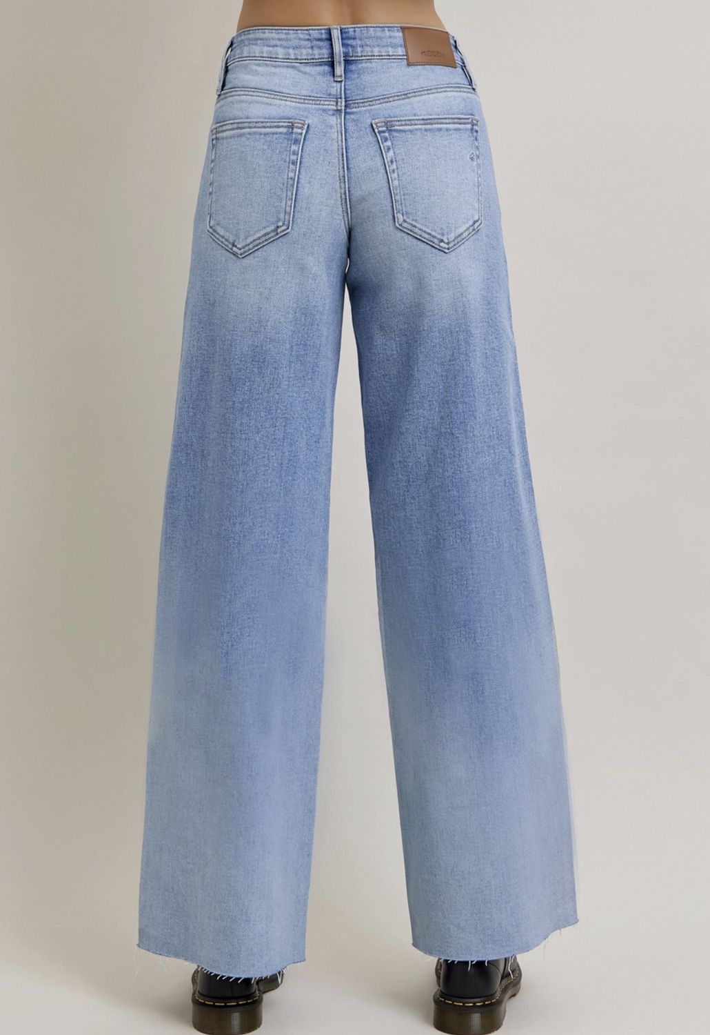 Medium Light Nori Extra Wide Leg