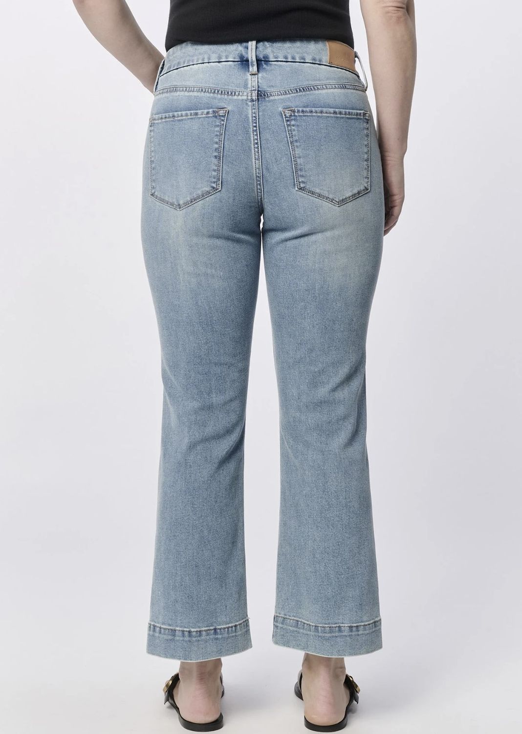 Shelby Jeanne Kick Flare Jeans