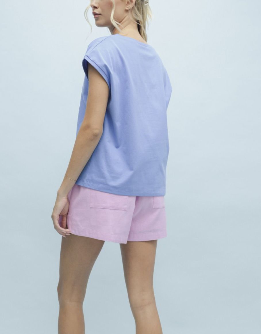 Coastal V Neck Basic Tee