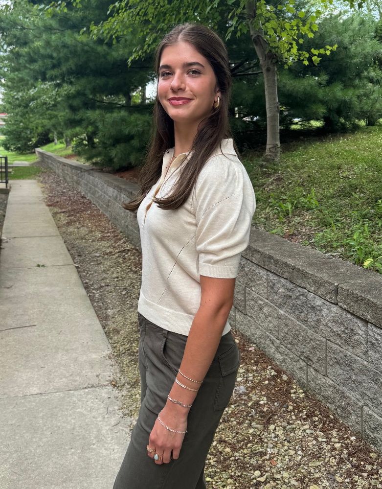 Ivory Short Sheeve Knit Collared Top