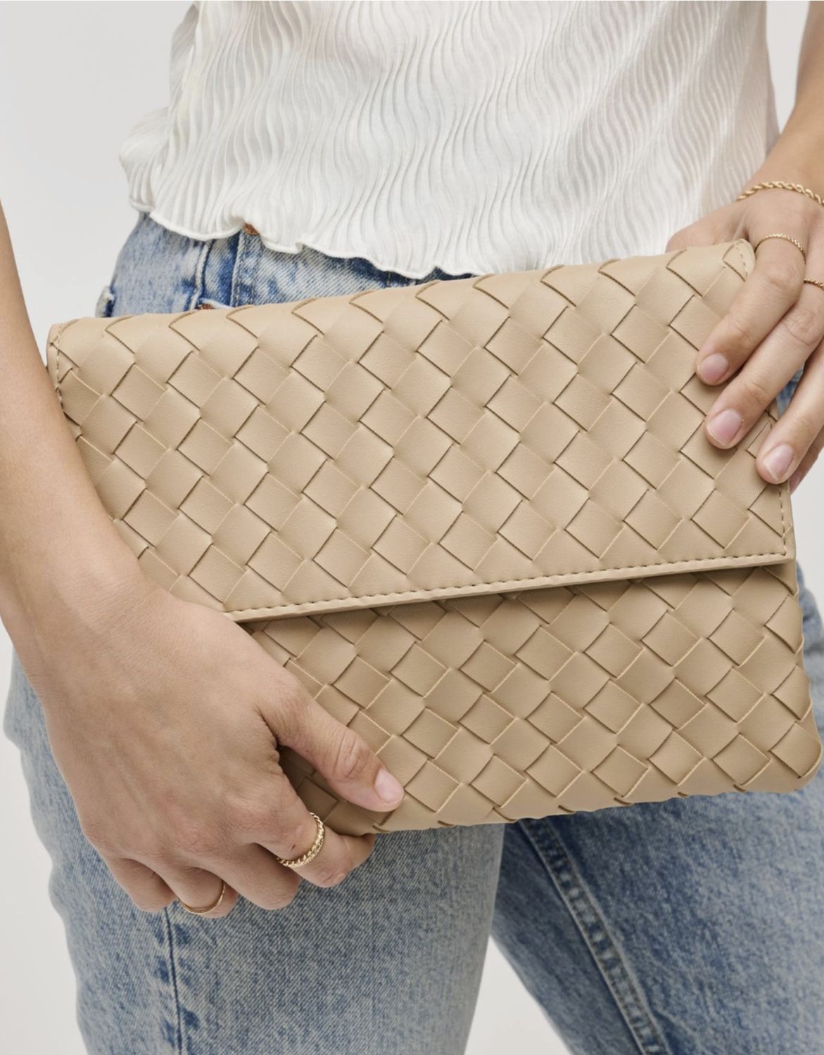 Natural Ivy Woven Clutch