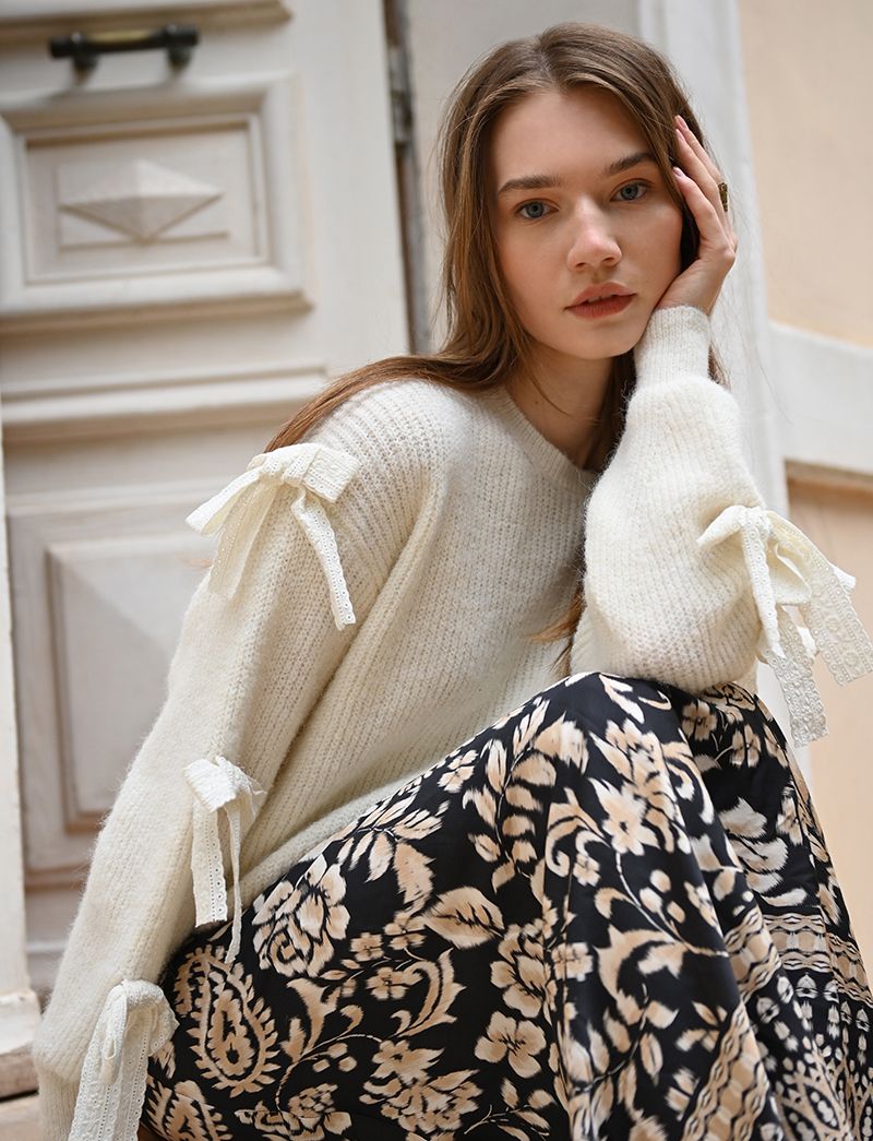 Off White Bow Sleeve Detail Sweater